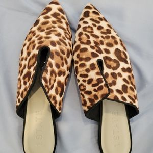 1.State leopard mule, faux calf hair. Flat 8.5m